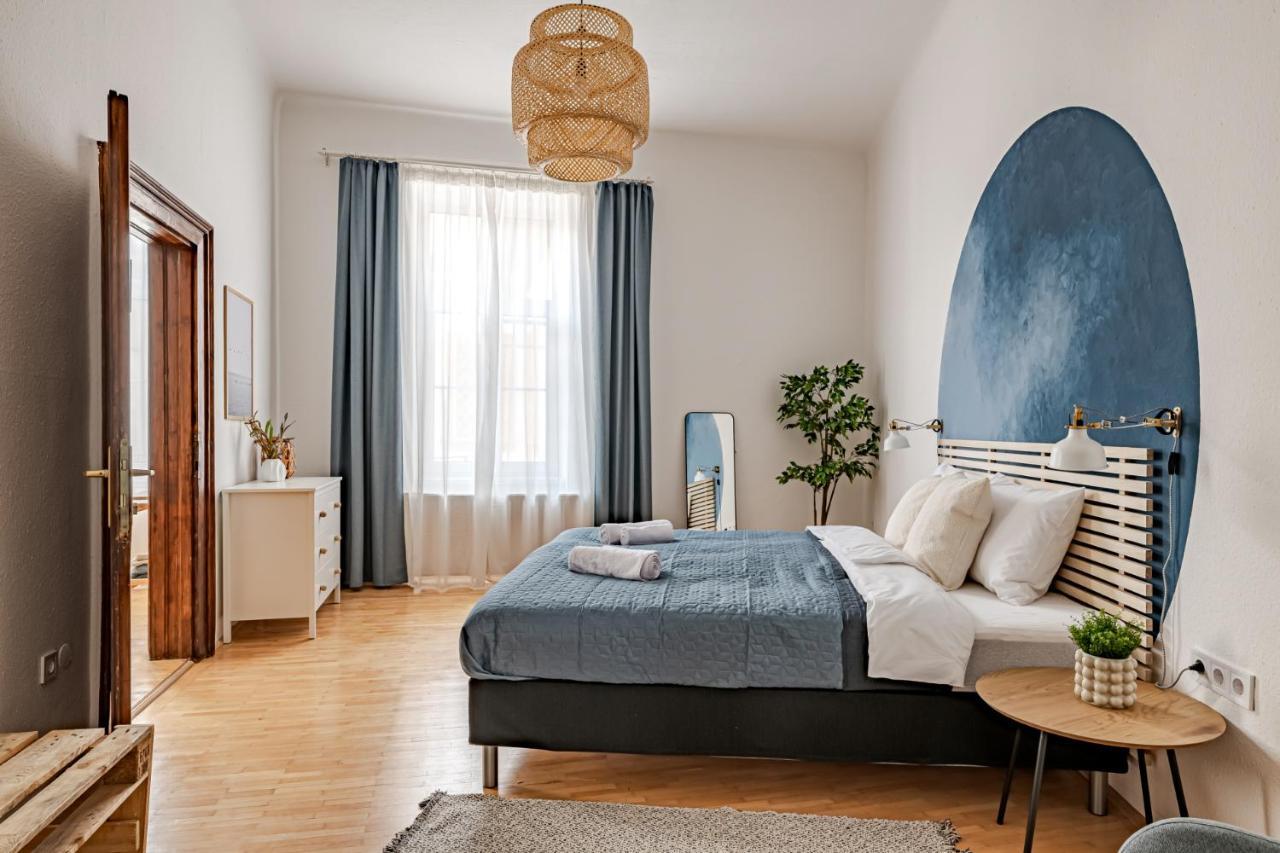 Blue Peace Downtown Apartment Budapest Exterior foto